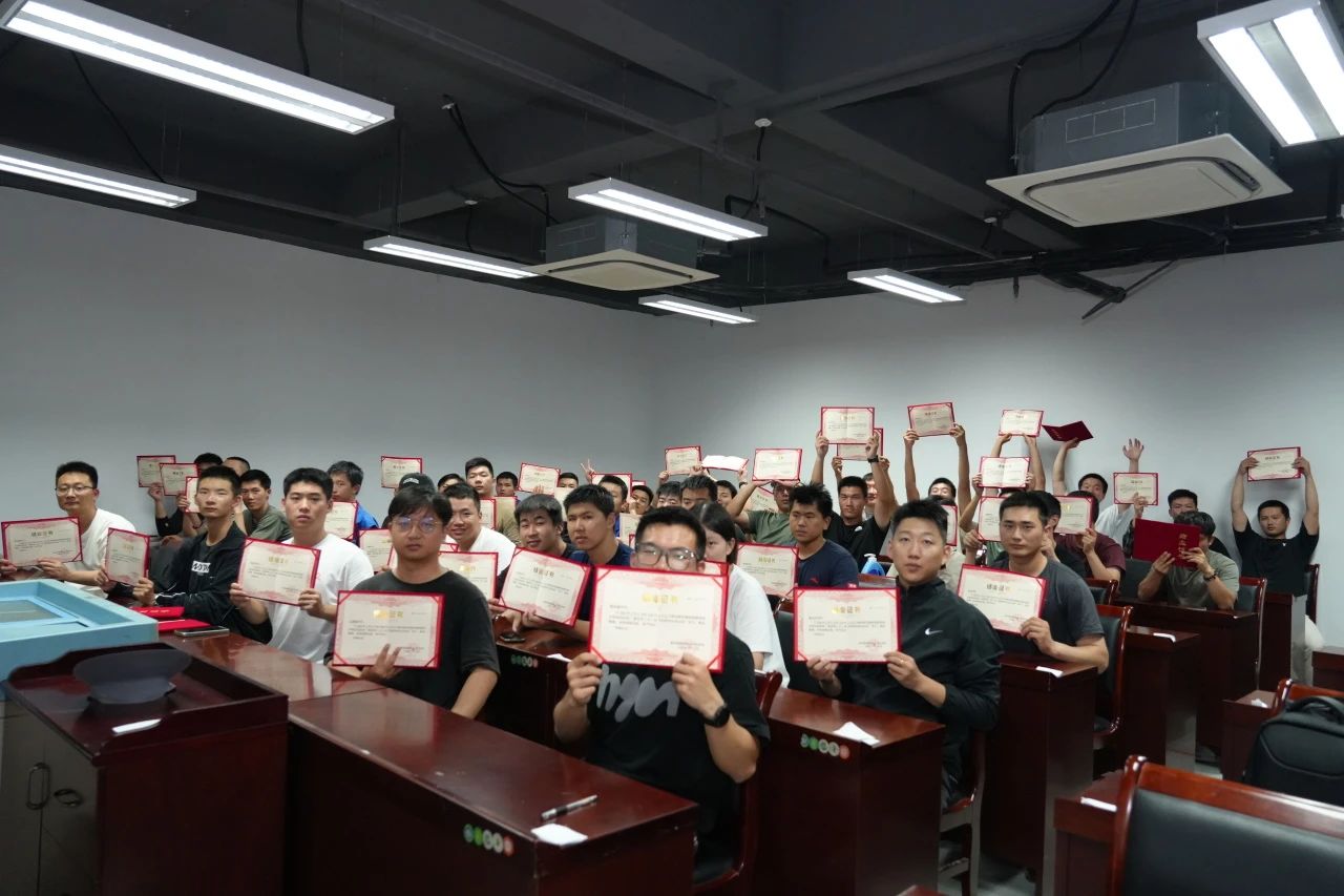 1751338334978297.jpg 1751338328091.jpg